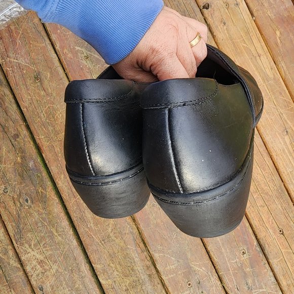 Clarks Grasp Chime Black Leather Slip Resist Slip on Work Clogs Women's Sz 8.5 M - Picture 6 of 15
